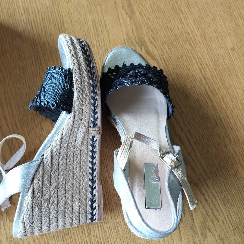 Anthropologie Elysess Textured Wedge Women's Size 7 Black Silver